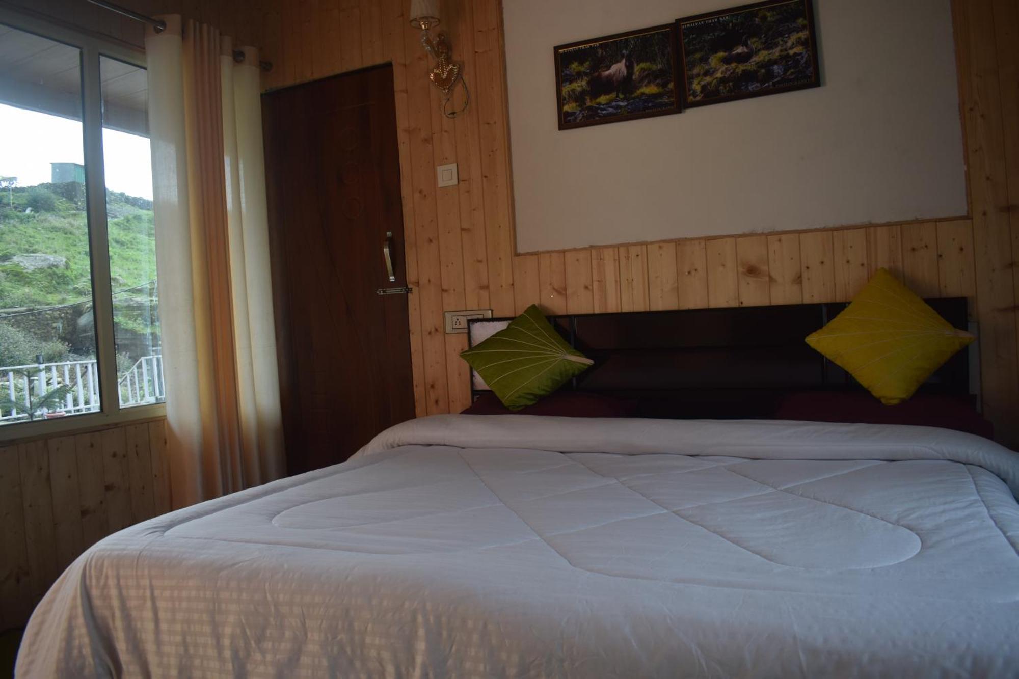 Himrab Chopta Resort Exteriör bild